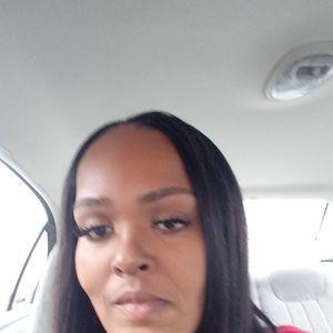 Meet your Posher, Ebony